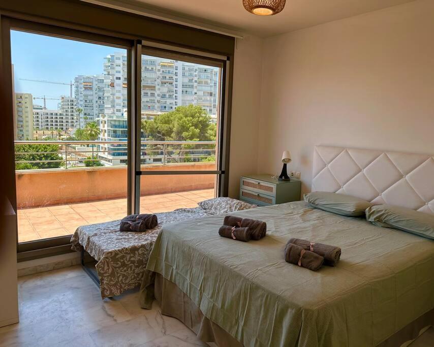 Atico Puerto Marina 2 Hab Con Piscina, 500M De La Plata Apartment Торемолинос Екстериор снимка