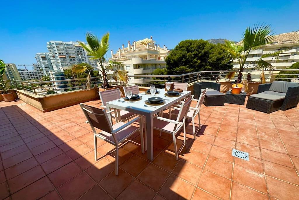 Atico Puerto Marina 2 Hab Con Piscina, 500M De La Plata Apartment Торемолинос Екстериор снимка